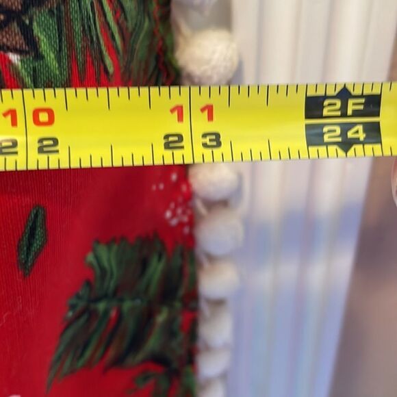 Two Christmas Pom runners Indian Head Fabric - Picture 13 of 13